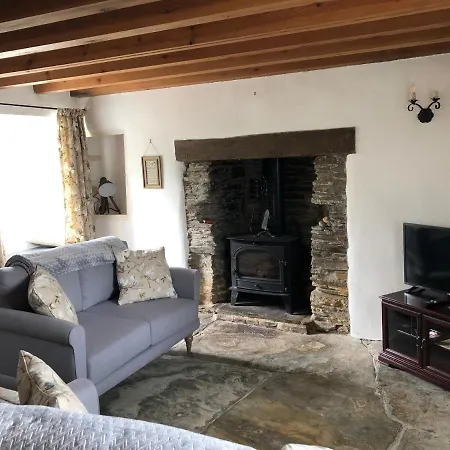 Picture Perfect Cottage In Rural Tintagel Exterior photo