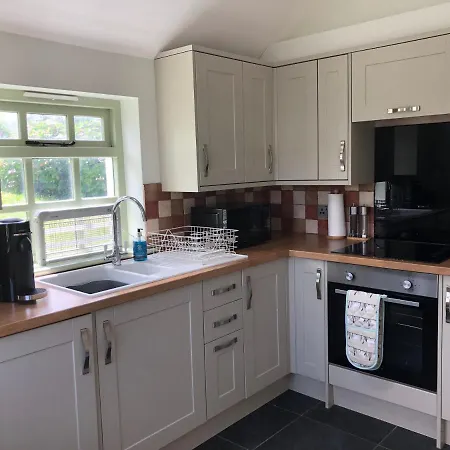 Picture Perfect Cottage In Rural Tintagel Exterior photo