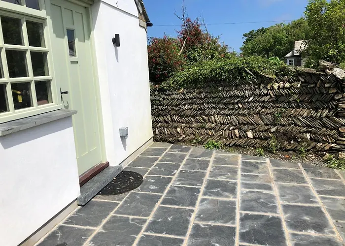 Picture Perfect Cottage In Rural Tintagel