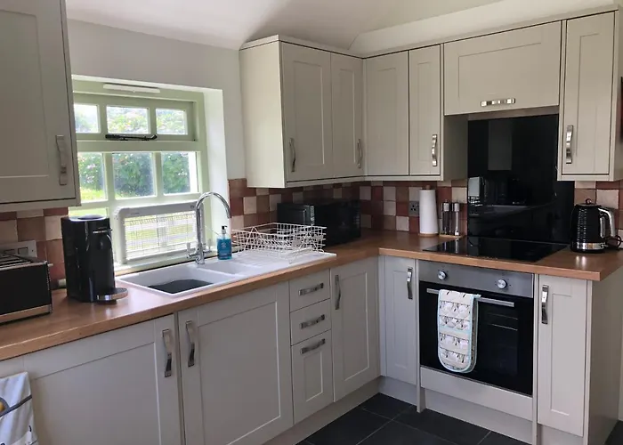 Picture Perfect Cottage In Rural Tintagel