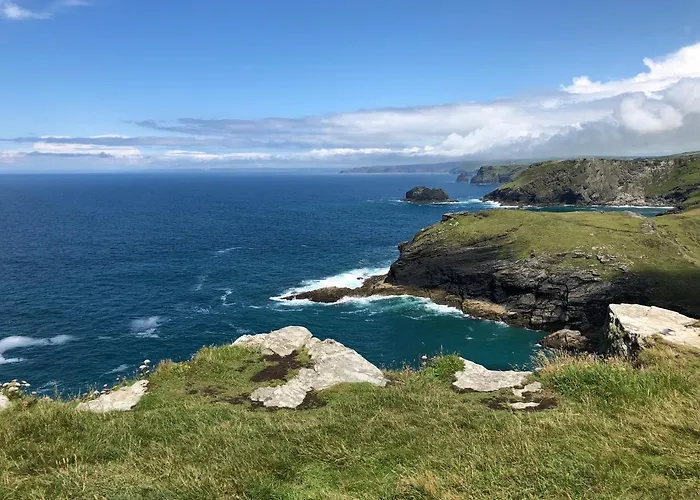 Picture Perfect Cottage In Rural Tintagel